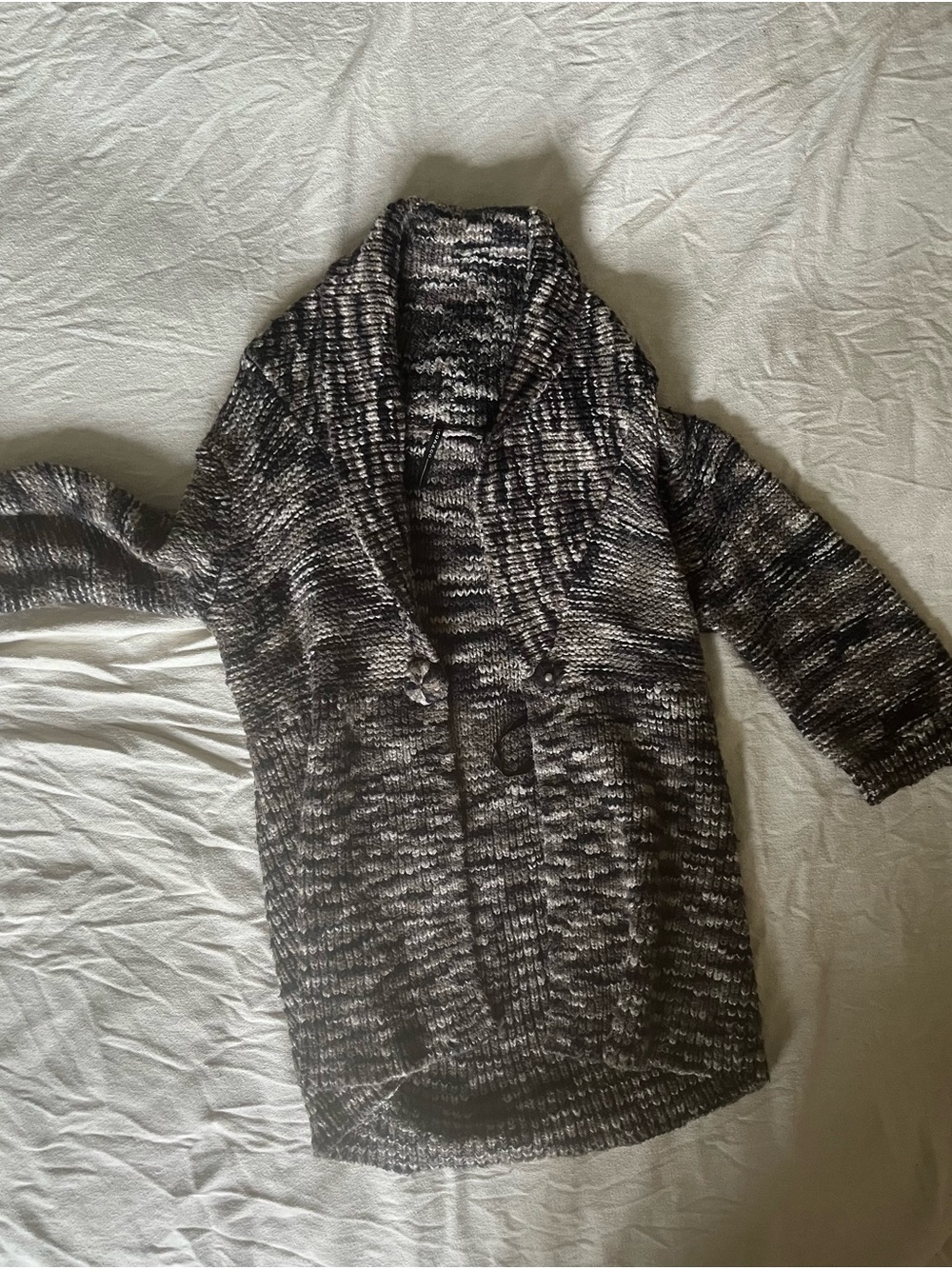 ISDA & CO Single Bitton Front Short Sleeve Knit Sweater in Marled Gray & Black